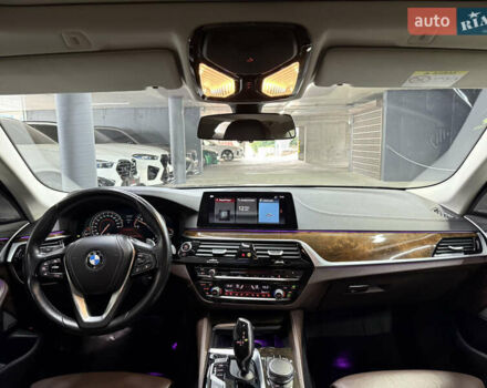 Сірий БМВ 5 Серія, об'ємом двигуна 2.99 л та пробігом 164 тис. км за 38900 $, фото 22 на Automoto.ua