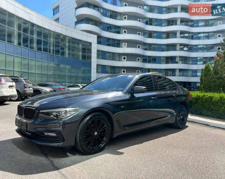 Серый БМВ 5 Серия, объемом двигателя 2 л и пробегом 137 тыс. км за 27499 $, фото 5 на Automoto.ua