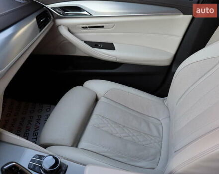 Серый БМВ 5 Серия, объемом двигателя 2.99 л и пробегом 152 тыс. км за 42900 $, фото 34 на Automoto.ua