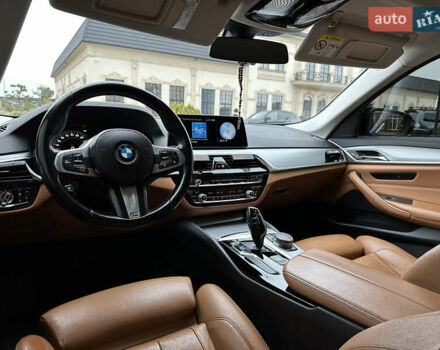 Сірий БМВ 5 Серія, об'ємом двигуна 2 л та пробігом 234 тис. км за 24999 $, фото 29 на Automoto.ua