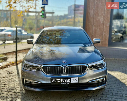 Серый БМВ 5 Серия, объемом двигателя 3 л и пробегом 93 тыс. км за 33500 $, фото 1 на Automoto.ua