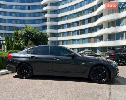 Серый БМВ 5 Серия, объемом двигателя 2 л и пробегом 137 тыс. км за 27499 $, фото 4 на Automoto.ua