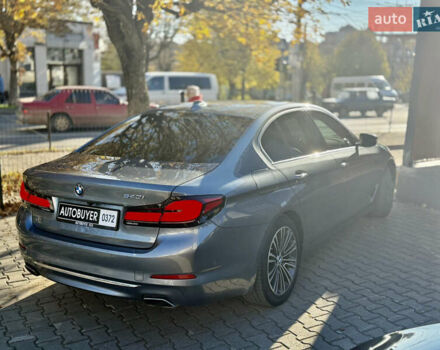 Серый БМВ 5 Серия, объемом двигателя 3 л и пробегом 93 тыс. км за 33500 $, фото 24 на Automoto.ua