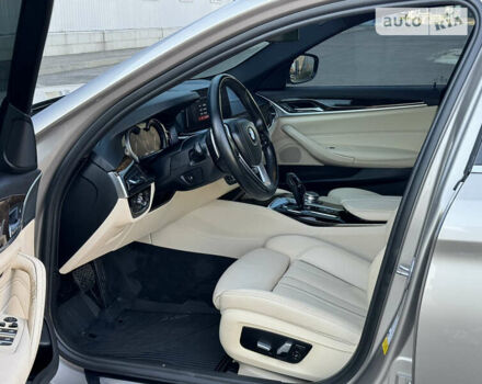 Серый БМВ 5 Серия, объемом двигателя 2 л и пробегом 206 тыс. км за 24950 $, фото 56 на Automoto.ua