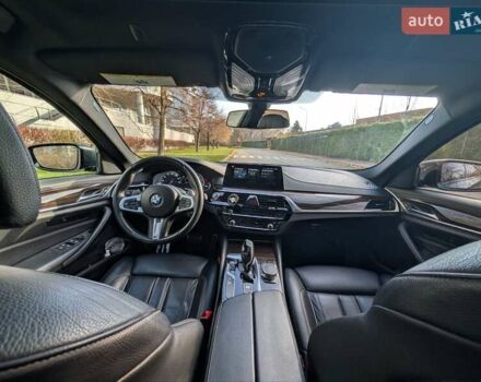 Серый БМВ 5 Серия, объемом двигателя 3 л и пробегом 139 тыс. км за 36600 $, фото 14 на Automoto.ua