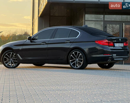 Серый БМВ 5 Серия, объемом двигателя 3 л и пробегом 254 тыс. км за 33500 $, фото 2 на Automoto.ua