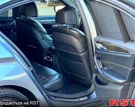 Серый БМВ 5 Серия, объемом двигателя 3 л и пробегом 195 тыс. км за 34700 $, фото 12 на Automoto.ua