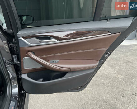 Сірий БМВ 5 Серія, об'ємом двигуна 2.99 л та пробігом 208 тис. км за 37900 $, фото 21 на Automoto.ua