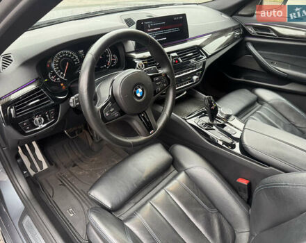 Сірий БМВ 5 Серія, об'ємом двигуна 3 л та пробігом 141 тис. км за 29999 $, фото 32 на Automoto.ua