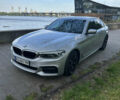 Серый БМВ 5 Серия, объемом двигателя 3 л и пробегом 160 тыс. км за 33500 $, фото 1 на Automoto.ua