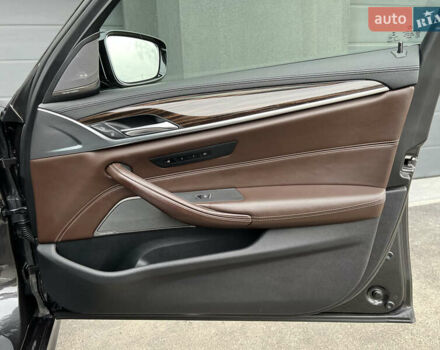 Сірий БМВ 5 Серія, об'ємом двигуна 2.99 л та пробігом 208 тис. км за 37900 $, фото 22 на Automoto.ua