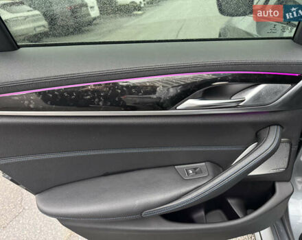 Серый БМВ 5 Серия, объемом двигателя 3 л и пробегом 120 тыс. км за 34900 $, фото 16 на Automoto.ua