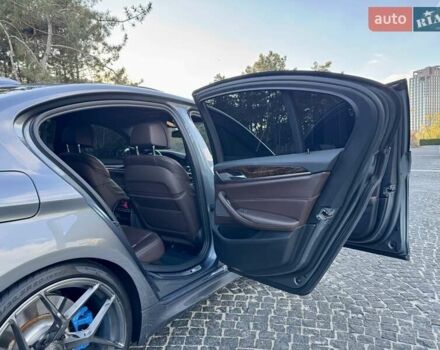 Серый БМВ 5 Серия, объемом двигателя 3 л и пробегом 59 тыс. км за 54999 $, фото 28 на Automoto.ua