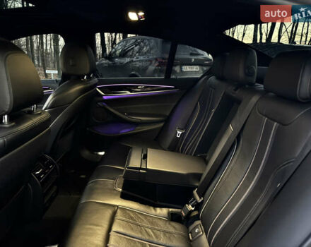 Серый БМВ 5 Серия, объемом двигателя 3 л и пробегом 115 тыс. км за 32999 $, фото 15 на Automoto.ua