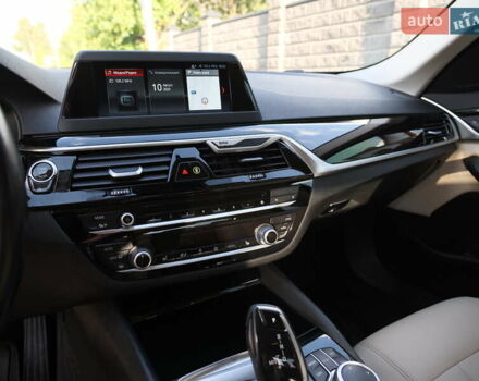 Серый БМВ 5 Серия, объемом двигателя 3 л и пробегом 186 тыс. км за 28999 $, фото 33 на Automoto.ua