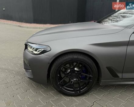 Серый БМВ 5 Серия, объемом двигателя 3 л и пробегом 116 тыс. км за 32500 $, фото 9 на Automoto.ua