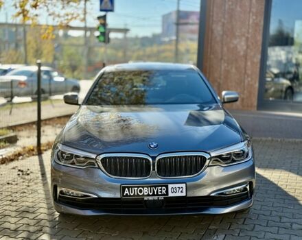 Серый БМВ 5 Серия, объемом двигателя 3 л и пробегом 93 тыс. км за 33500 $, фото 1 на Automoto.ua