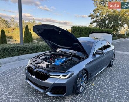 Серый БМВ 5 Серия, объемом двигателя 3 л и пробегом 59 тыс. км за 54999 $, фото 1 на Automoto.ua