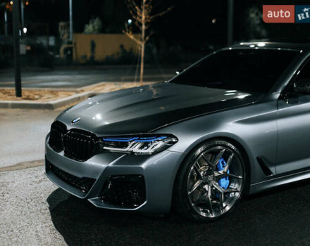 Серый БМВ 5 Серия, объемом двигателя 3 л и пробегом 59 тыс. км за 54999 $, фото 10 на Automoto.ua