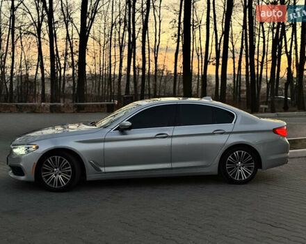 Серый БМВ 5 Серия, объемом двигателя 3 л и пробегом 115 тыс. км за 32999 $, фото 3 на Automoto.ua