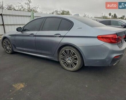 Серый БМВ 5 Серия, объемом двигателя 2 л и пробегом 82 тыс. км за 8000 $, фото 1 на Automoto.ua