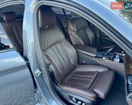 Серый БМВ 5 Серия, объемом двигателя 3 л и пробегом 59 тыс. км за 54999 $, фото 25 на Automoto.ua