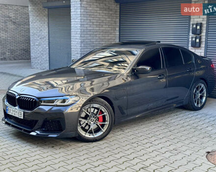Серый БМВ 5 Серия, объемом двигателя 2 л и пробегом 154 тыс. км за 26999 $, фото 7 на Automoto.ua