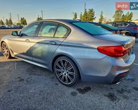Серый БМВ 5 Серия, объемом двигателя 3 л и пробегом 92 тыс. км за 11000 $, фото 1 на Automoto.ua