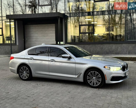 Серый БМВ 5 Серия, объемом двигателя 3 л и пробегом 115 тыс. км за 32999 $, фото 4 на Automoto.ua