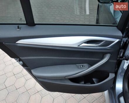 Серый БМВ 5 Серия, объемом двигателя 2.99 л и пробегом 212 тыс. км за 34500 $, фото 21 на Automoto.ua