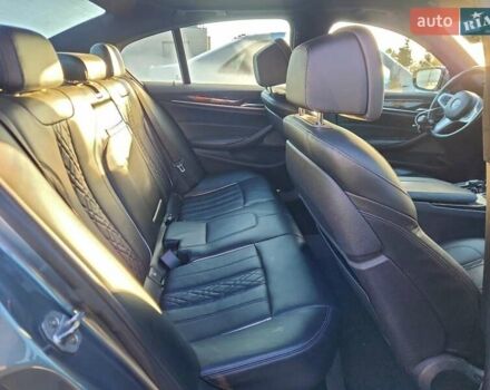 Серый БМВ 5 Серия, объемом двигателя 3 л и пробегом 92 тыс. км за 11000 $, фото 9 на Automoto.ua