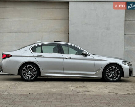 Сірий БМВ 5 Серія, об'ємом двигуна 2 л та пробігом 67 тис. км за 29600 $, фото 5 на Automoto.ua
