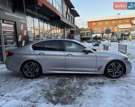 Серый БМВ 5 Серия, объемом двигателя 3 л и пробегом 139 тыс. км за 41400 $, фото 4 на Automoto.ua