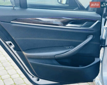 Сірий БМВ 5 Серія, об'ємом двигуна 2 л та пробігом 139 тис. км за 25500 $, фото 40 на Automoto.ua