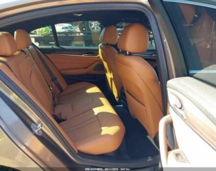 Серый БМВ 5 Серия, объемом двигателя 2 л и пробегом 74 тыс. км за 7000 $, фото 7 на Automoto.ua