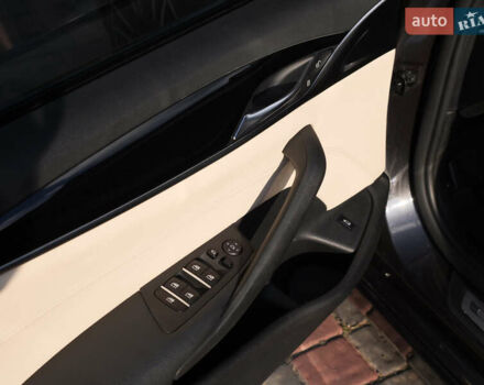 Серый БМВ 5 Серия, объемом двигателя 3 л и пробегом 186 тыс. км за 28999 $, фото 30 на Automoto.ua