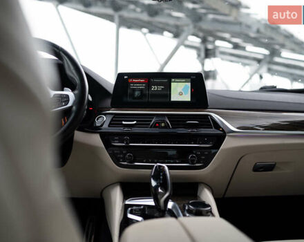 Сірий БМВ 5 Серія, об'ємом двигуна 3 л та пробігом 186 тис. км за 29100 $, фото 16 на Automoto.ua