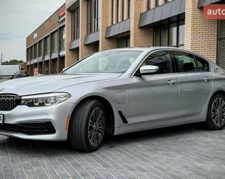 Серый БМВ 5 Серия, объемом двигателя 2 л и пробегом 99 тыс. км за 26000 $, фото 1 на Automoto.ua