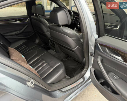 Сірий БМВ 5 Серія, об'ємом двигуна 2 л та пробігом 128 тис. км за 32500 $, фото 40 на Automoto.ua