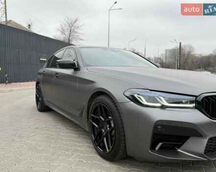 Серый БМВ 5 Серия, объемом двигателя 3 л и пробегом 116 тыс. км за 32500 $, фото 11 на Automoto.ua