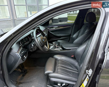 Серый БМВ 5 Серия, объемом двигателя 2 л и пробегом 85 тыс. км за 30900 $, фото 16 на Automoto.ua