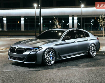 Серый БМВ 5 Серия, объемом двигателя 3 л и пробегом 59 тыс. км за 54999 $, фото 2 на Automoto.ua