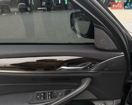 Серый БМВ 5 Серия, объемом двигателя 3 л и пробегом 116 тыс. км за 32500 $, фото 17 на Automoto.ua