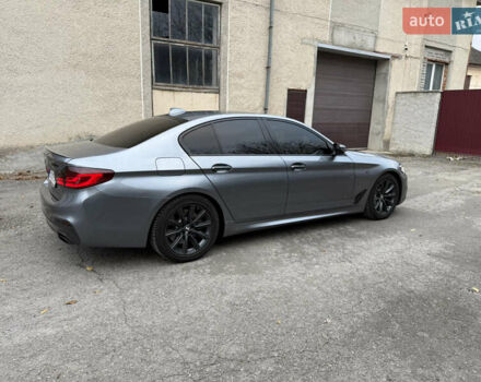 Серый БМВ 5 Серия, объемом двигателя 2.99 л и пробегом 205 тыс. км за 38700 $, фото 2 на Automoto.ua