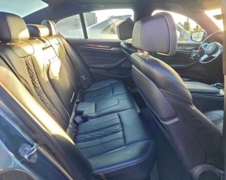 Серый БМВ 5 Серия, объемом двигателя 3 л и пробегом 92 тыс. км за 11000 $, фото 9 на Automoto.ua