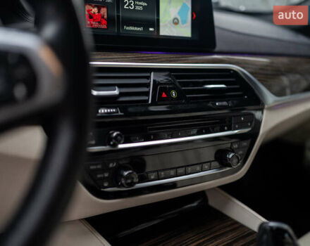 Сірий БМВ 5 Серія, об'ємом двигуна 3 л та пробігом 186 тис. км за 29100 $, фото 18 на Automoto.ua