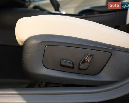 Серый БМВ 5 Серия, объемом двигателя 3 л и пробегом 186 тыс. км за 28999 $, фото 35 на Automoto.ua