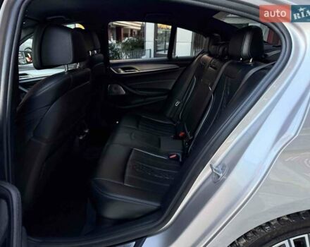 Серый БМВ 5 Серия, объемом двигателя 3 л и пробегом 139 тыс. км за 41400 $, фото 37 на Automoto.ua