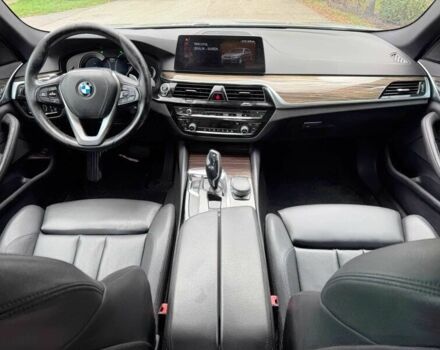 Серый БМВ 5 Серия, объемом двигателя 2 л и пробегом 42 тыс. км за 11300 $, фото 6 на Automoto.ua