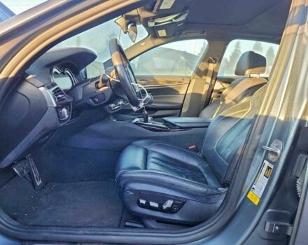 Серый БМВ 5 Серия, объемом двигателя 3 л и пробегом 92 тыс. км за 11000 $, фото 6 на Automoto.ua